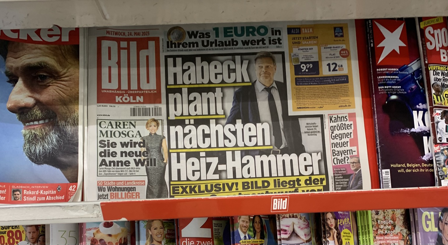 Bild Schlagzeile: Habeck plant nächsten Heiz-Hammer