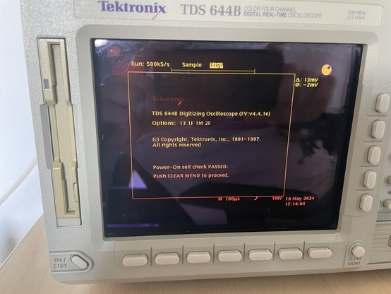 Tektronix TDS644B Splash screen showing:
TDS 644B Digitizing Oscilloscope (FV:V4.4.1e) Options: 13 1F 1M 2F (c) Copyright, Tektronix, Inc., 1991-1997.