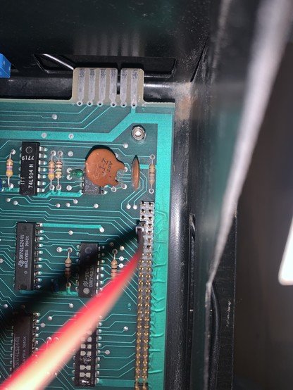 Pinheader with two wires
