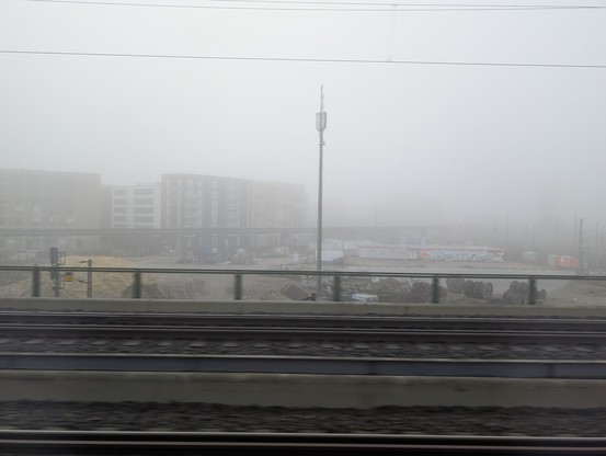 Foggy hamburg from Sbahn.