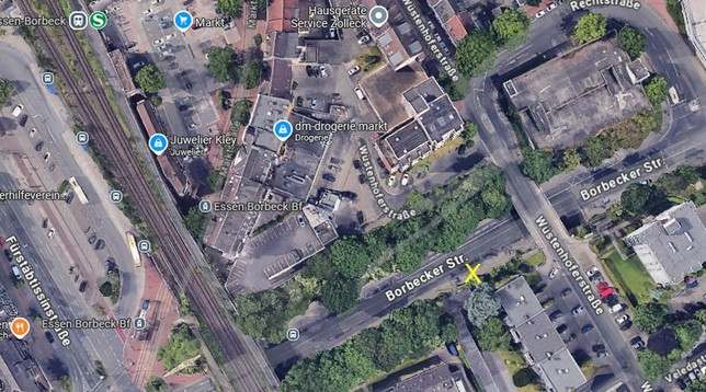 Der Ort des Diebstahls:
Borbecker-Str hinter der Eigenbahnbrücke, vor der Brücke Wüstenhöver-Str auf der rechten Seite.