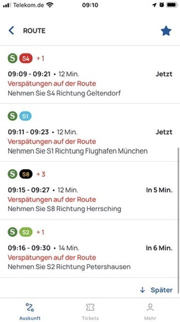 Screenshot der MVG Verbindungssuche (App), jede Verbindung ist in rot markiert mit "Verspätungen auf der Strecke"